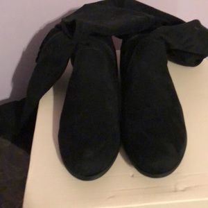 Boots never worn !!  Brand new